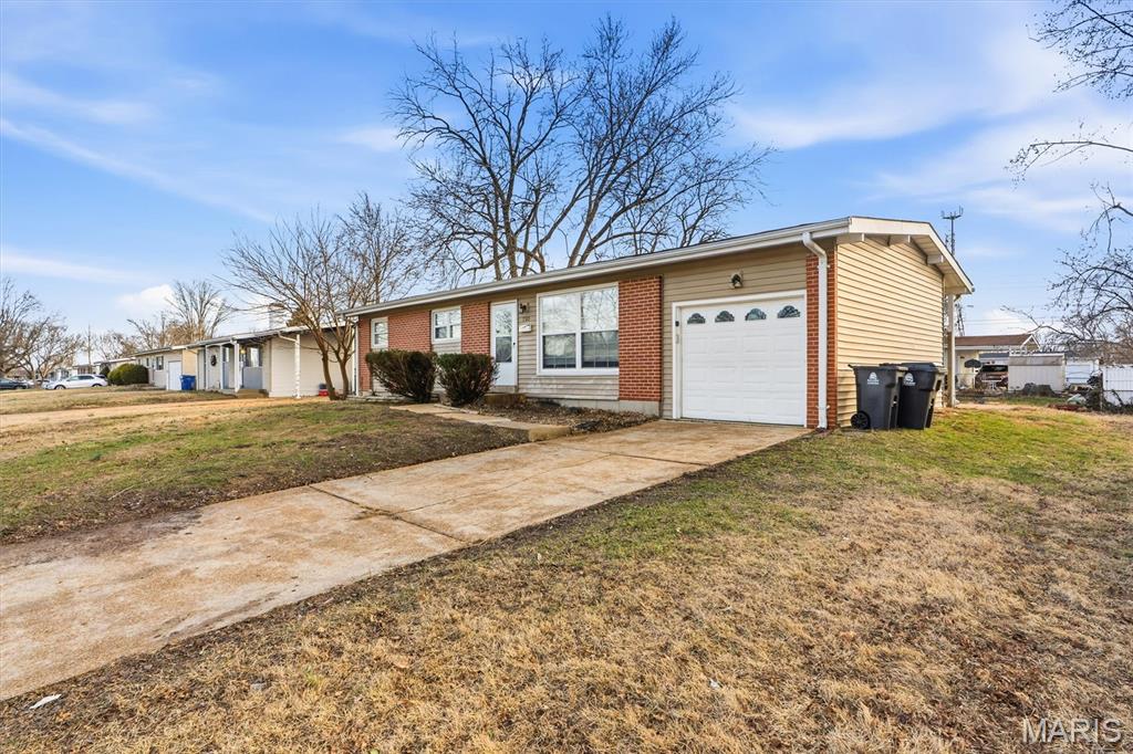 Flamingo Park 11 Sec 1 - Residential