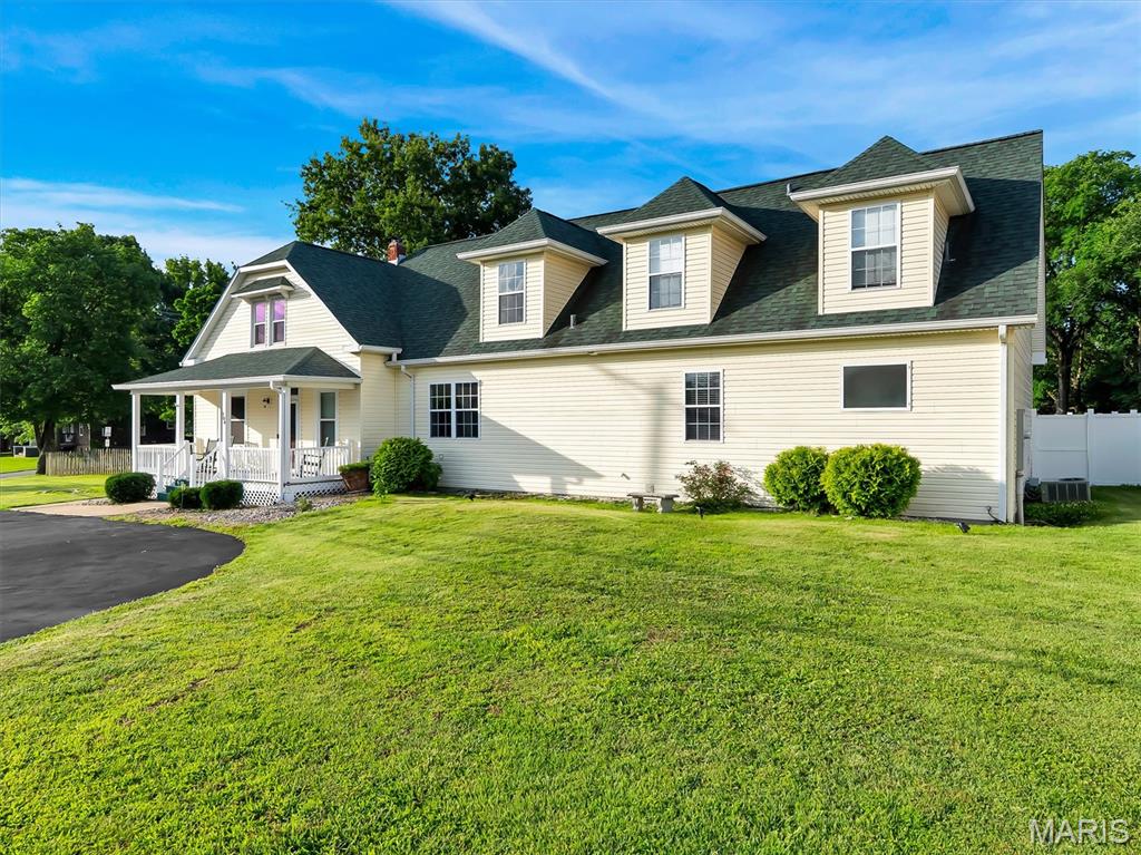 Photo 1 of 71 — 104 W North Street, Eureka, MO 63025