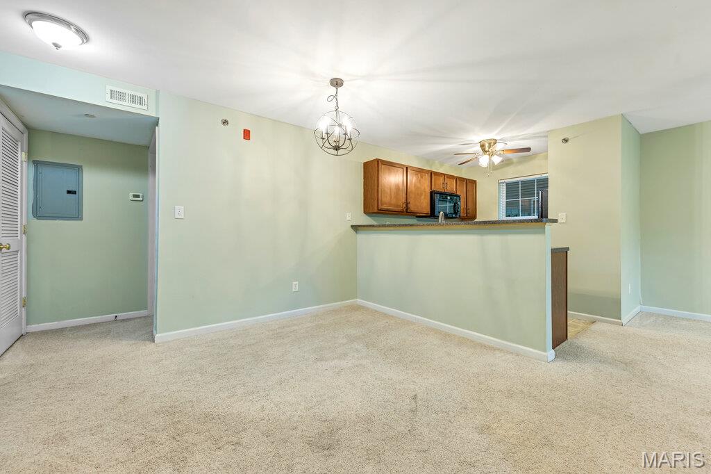 Springhurst Terrace #14 - Residential