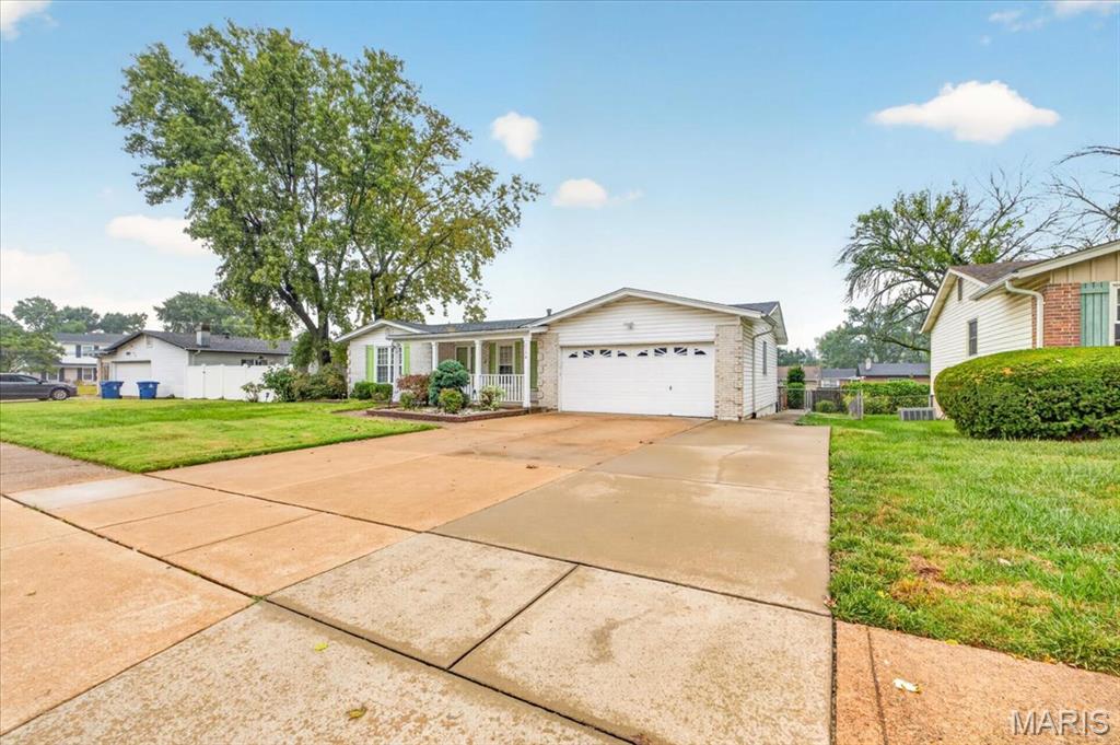 2130 Bienville Drive