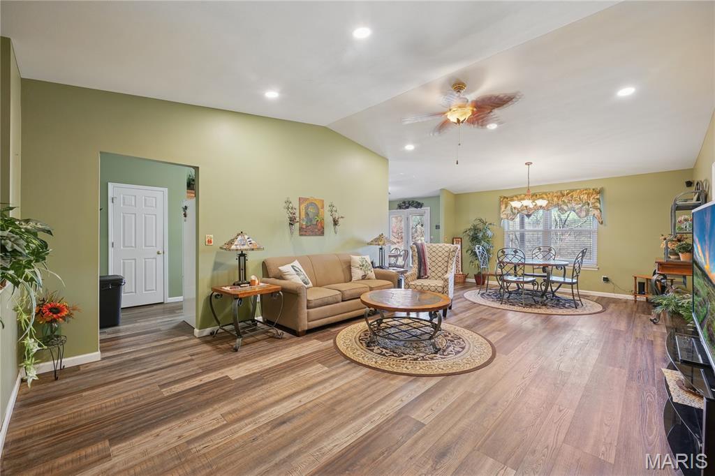 313 Oak Ridge Parkway