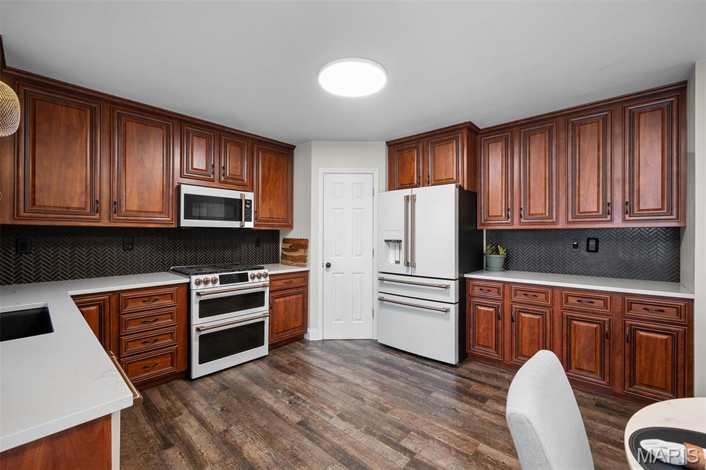 Crescent Ridge - Residential