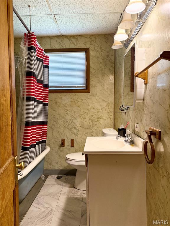 West Walnut Manor - Residential