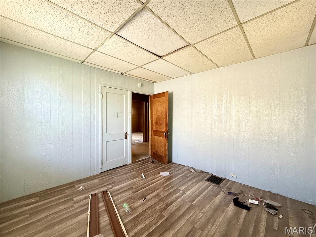 West Walnut Manor - Residential