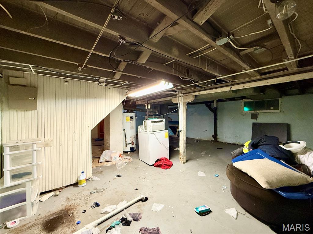 West Walnut Manor - Residential