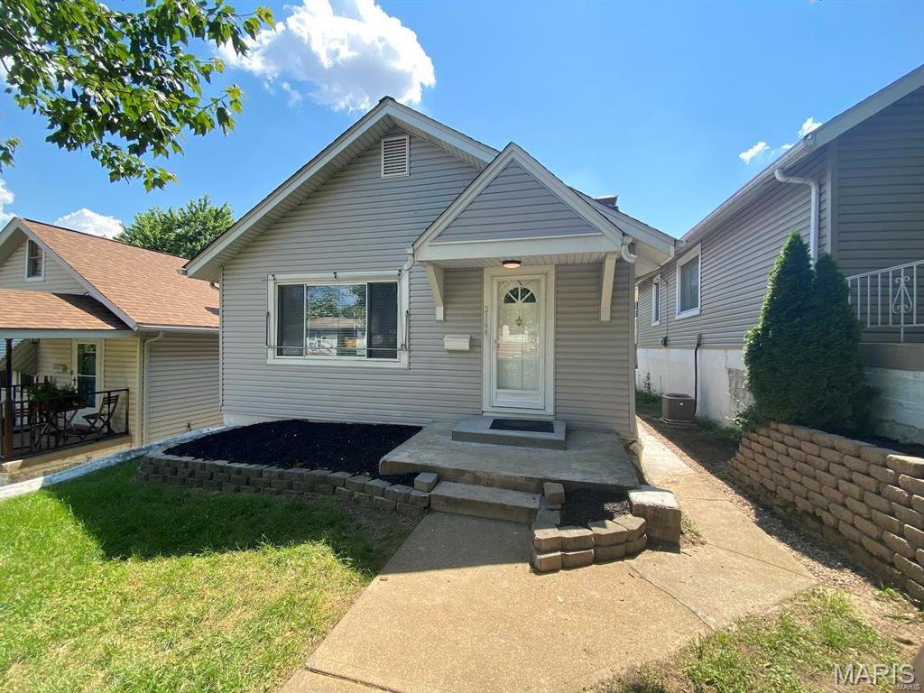 St Louis, Missouri 63139, United States, 2 Bedrooms Bedrooms, ,1 BathroomBathrooms,Residential,Active,136187