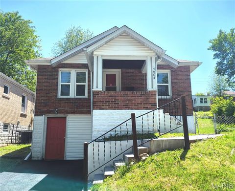 4604 June Avenue Northwoods MO 63121