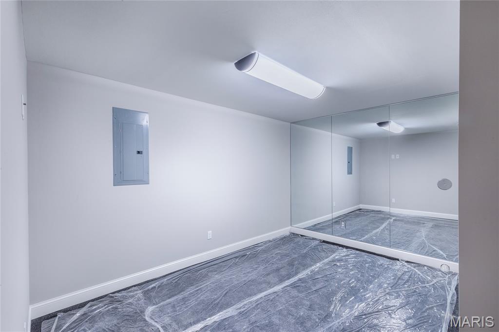 Unkown - Residential