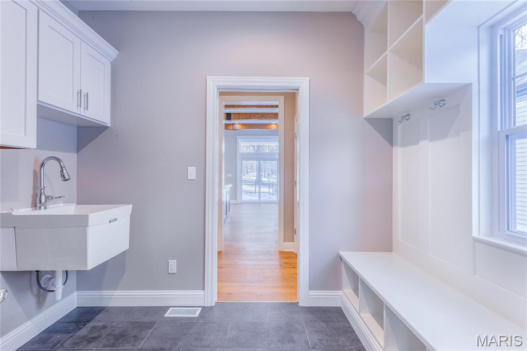 Unkown - Residential