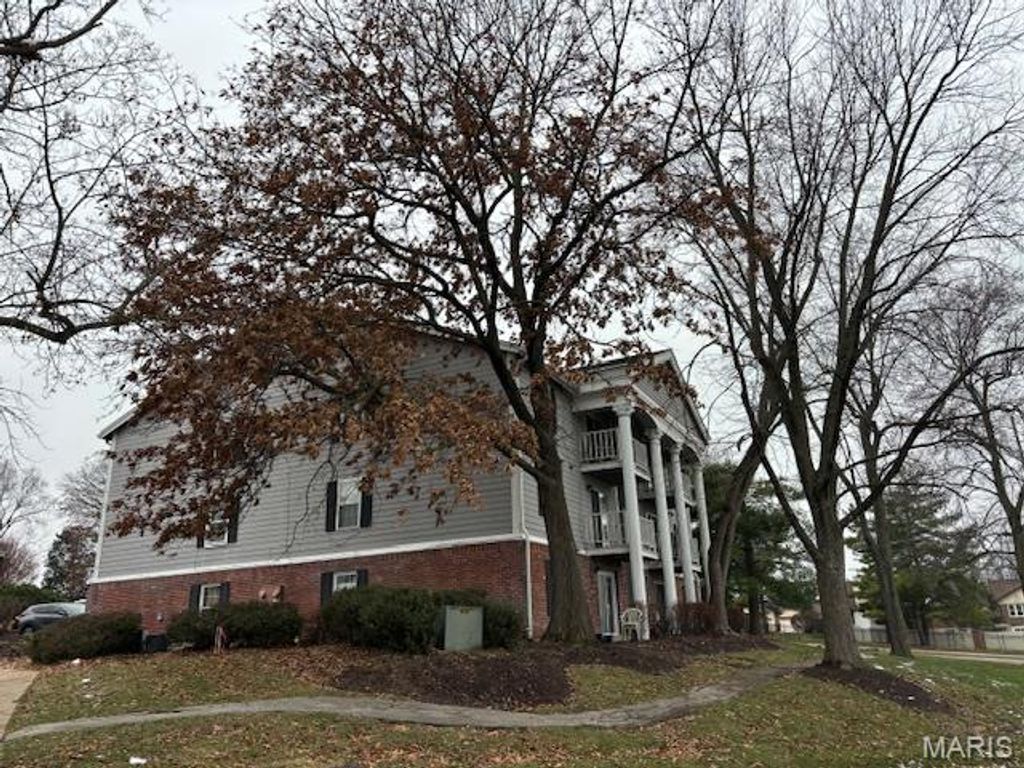 Photo of 12842 Portulaca Drive #H, St Louis, MO 63146 (MLS # 25080083)