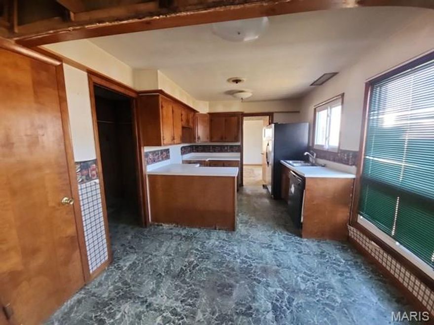 Opportunity awaits for those with imagination. This property offers the chance to create something truly special—bring your vision and transform it into a space that reflects your style and goals.