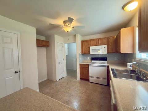 Tiny photo for 591 Creekwood Boulevard, Troy, MO 63379 (MLS # 26028522)