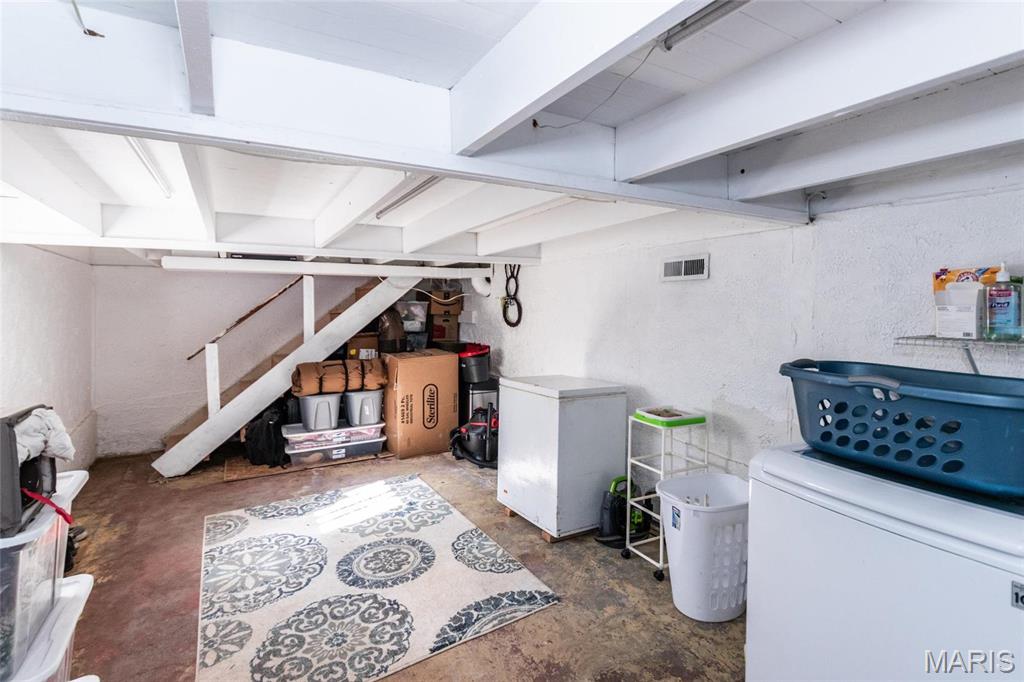 House Springs, Missouri 63051, United States, 3 Bedrooms Bedrooms, ,1 BathroomBathrooms,Residential,Active,94360