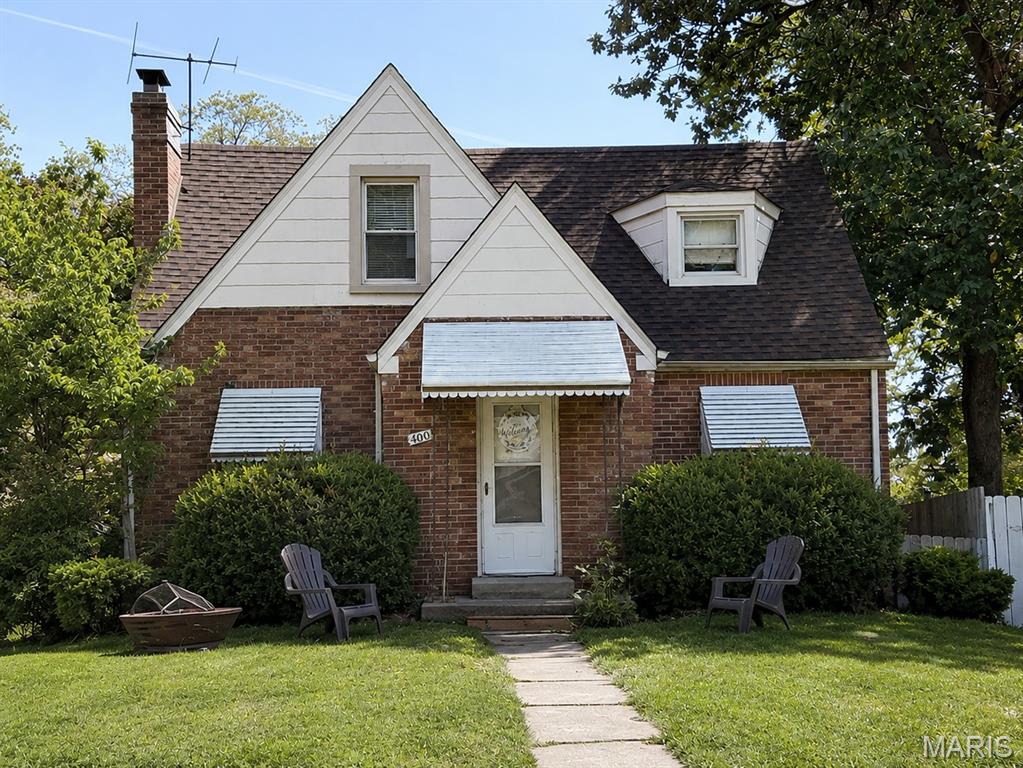 Photo of 400 S Clark Avenue, Ferguson, MO 63135 (MLS # 26052525)