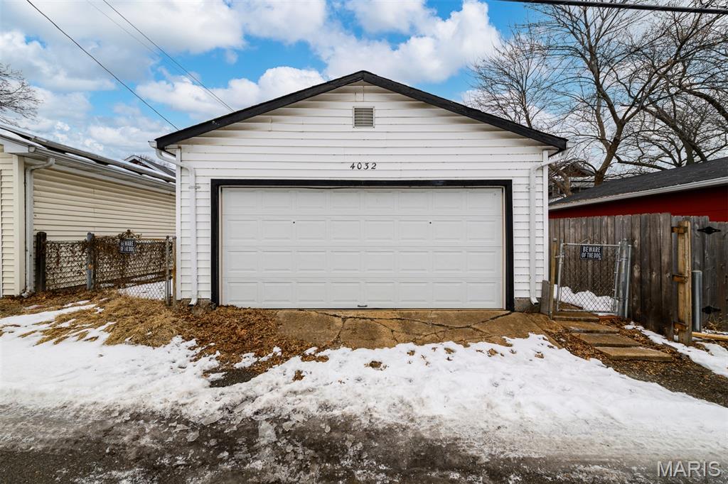 Russell Place Add - Residential