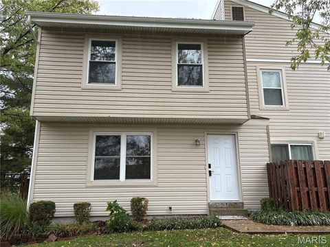 2 Jakes Court A O'Fallon MO 63366