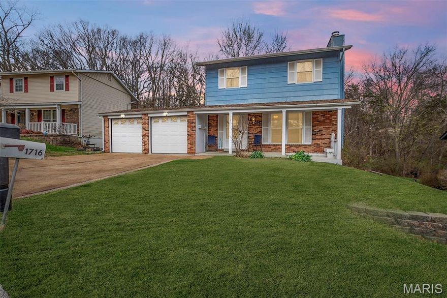 Welcome to 1721 Burgess Way, a delightfully updated 2 story in a great Barnhart location! With updated, flooring, kitchen, bathrooms, etc., this one does not disappoint! Love'll love the additional finished space in the walk out basement and expansive deck overlooking the private, flat yard backing to trees! Make your appointment today, you don't want to miss this one!