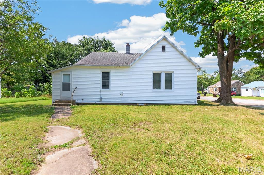 360 W 5th Street