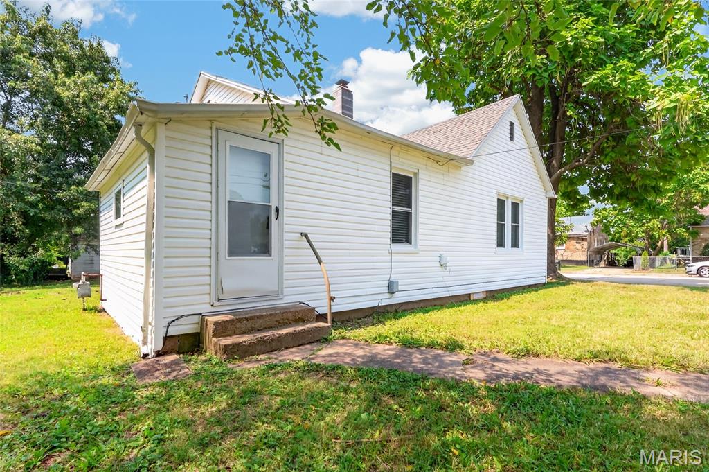 360 W 5th Street