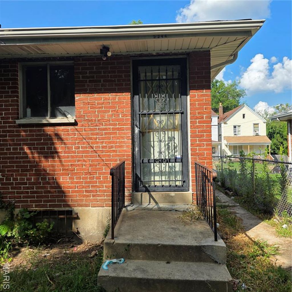 Photo of 5344 Northland Ave Ave, St Louis, MO 63112 (MLS # 26003793)