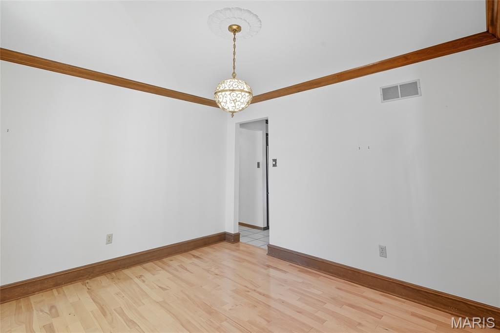 Chesterfield, Missouri 63005, United States, 4 Bedrooms Bedrooms, ,3 BathroomsBathrooms,Residential,Coming Soon,223703