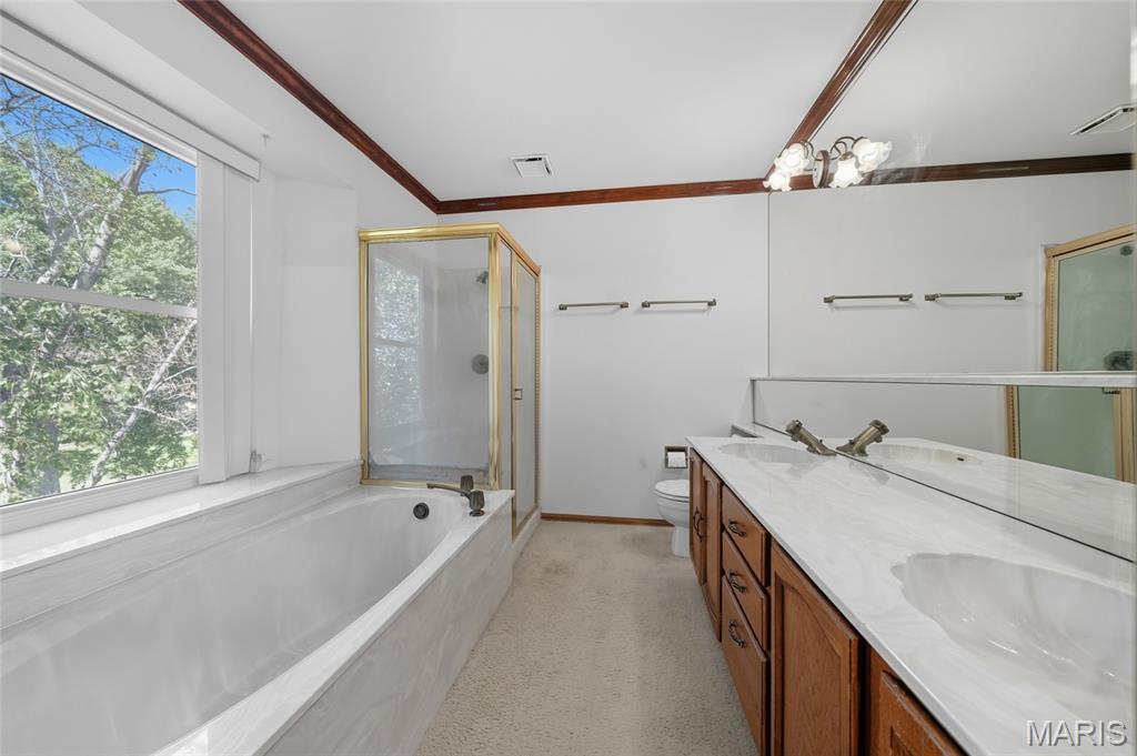 Chesterfield, Missouri 63005, United States, 4 Bedrooms Bedrooms, ,3 BathroomsBathrooms,Residential,Coming Soon,223703