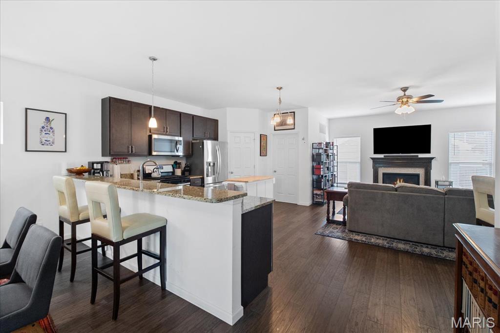 St Louis, Missouri 63104, United States, 3 Bedrooms Bedrooms, ,3 BathroomsBathrooms,Residential,Active,124563