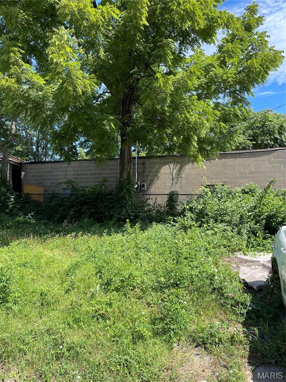 Columbia Add - Commercial Sale