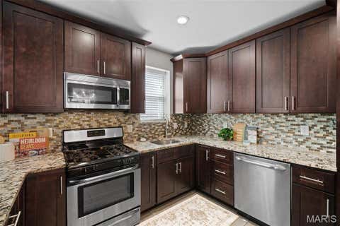 Tiny photo for 5444 Tholozan Avenue, St Louis, MO 63109 (MLS # 26047060)