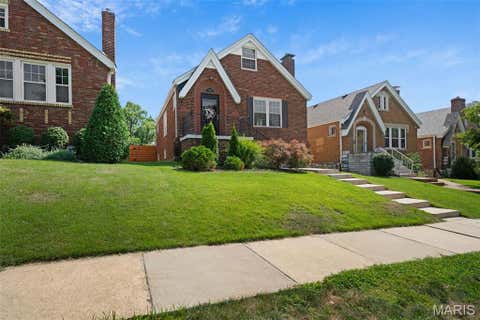 Tiny photo for 5444 Tholozan Avenue, St Louis, MO 63109 (MLS # 26047060)