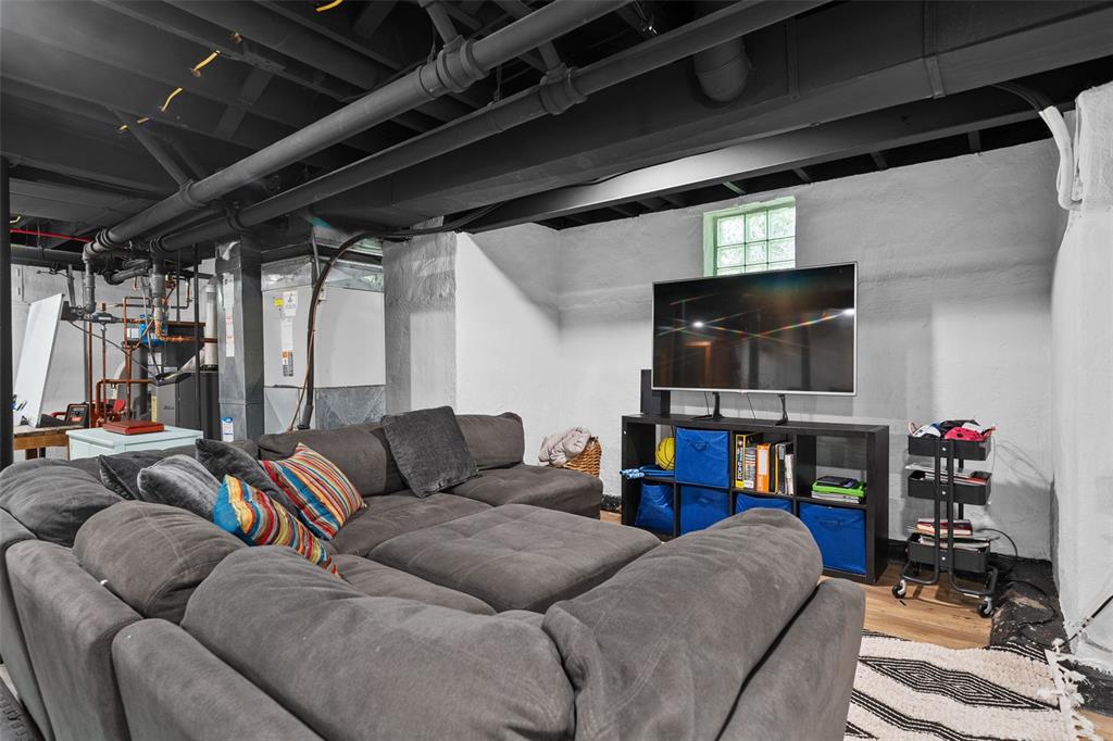 Helfenstein Park - Residential