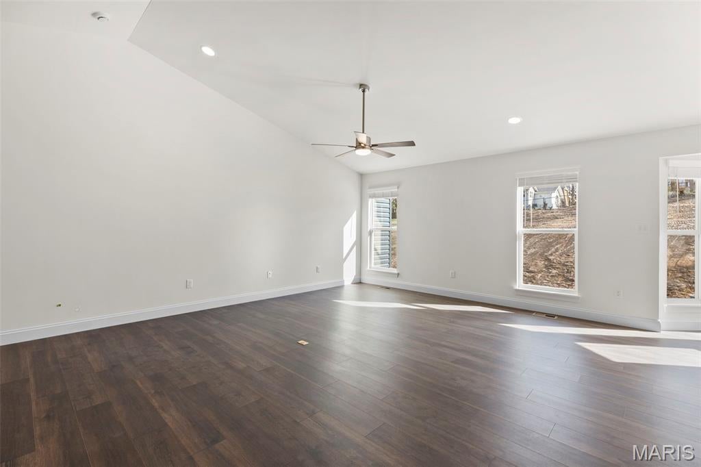 1146 Bloomfield Drive