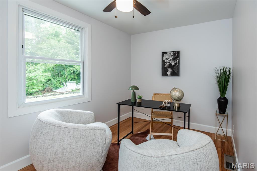 38000129-Im5 - Residential