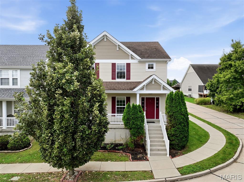 1321 Commons Circle