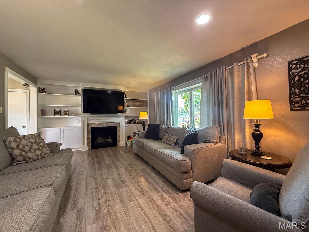 1676 Crystal Heights