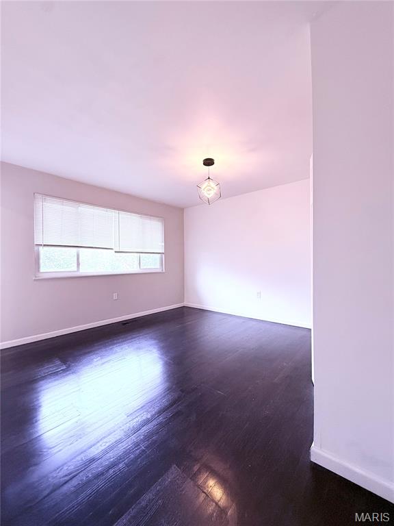 Florissant, Missouri 63033, United States, 3 Bedrooms Bedrooms, ,2 BathroomsBathrooms,Residential,Active,171977