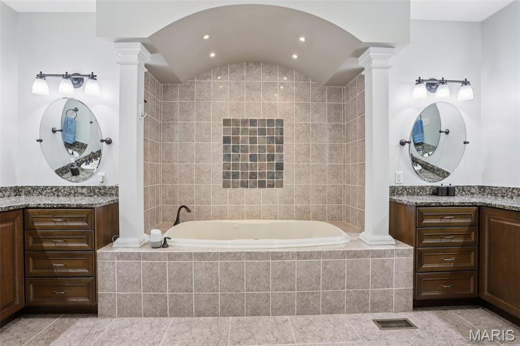 Paradise Valley East - Residential