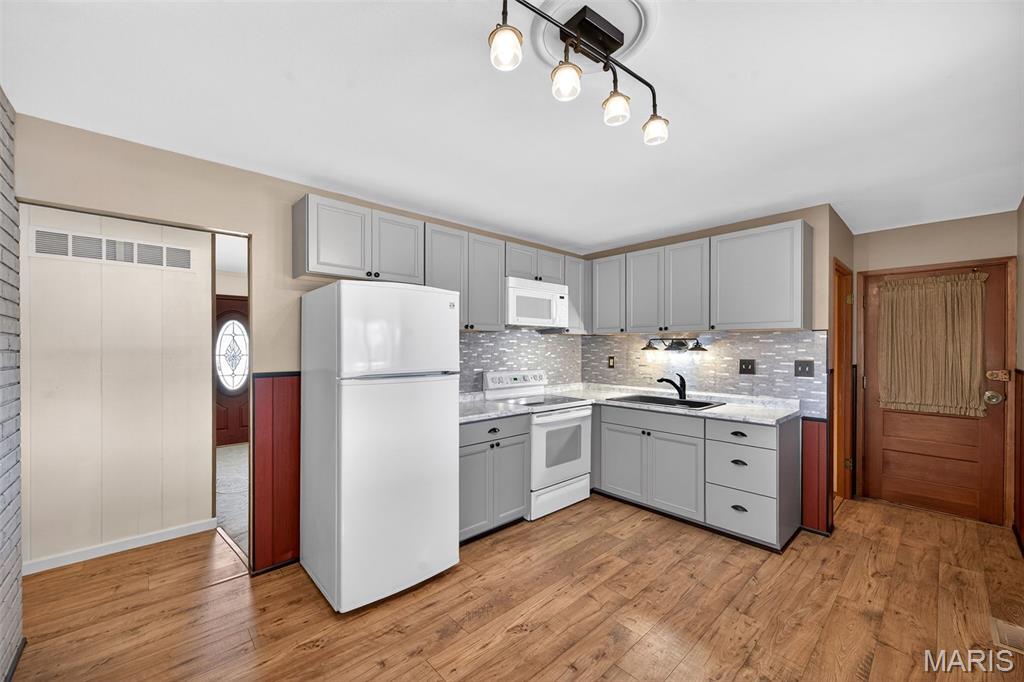 St Chas Hills #4 - Residential