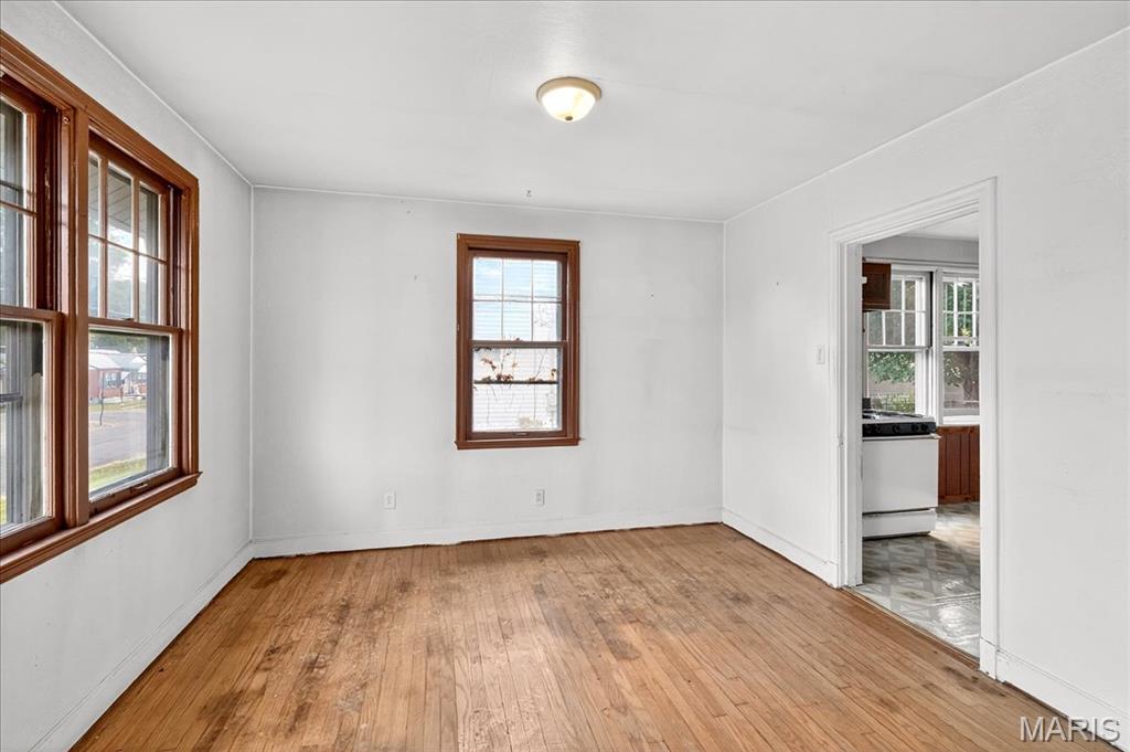 Florissant, Missouri 63031, United States, 2 Bedrooms Bedrooms, ,1 BathroomBathrooms,Residential,Active,230211