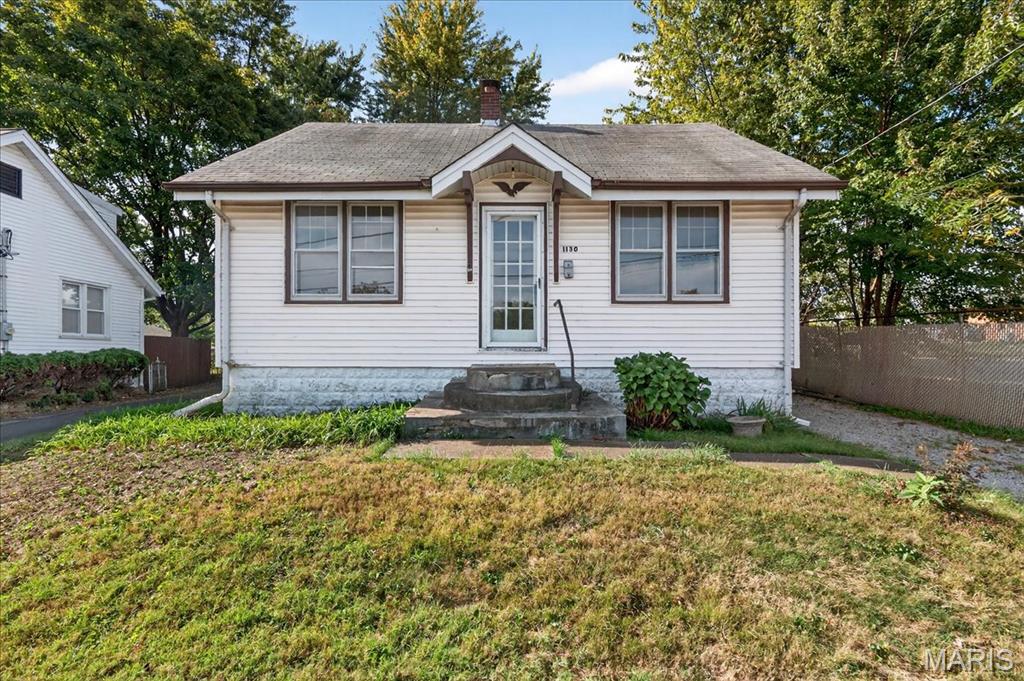 Florissant, Missouri 63031, United States, 2 Bedrooms Bedrooms, ,1 BathroomBathrooms,Residential,Active,230211