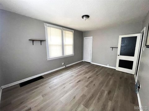 Tiny photo for 3930 Itaska Street, St Louis, MO 63116 (MLS # 26035984)