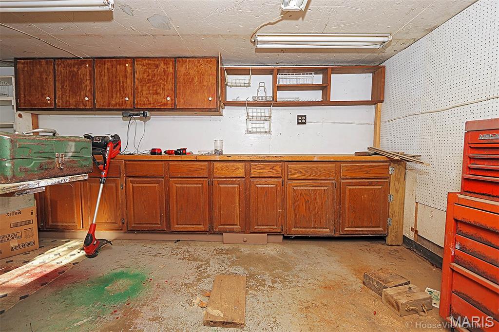 Lakeview Estate - Residential