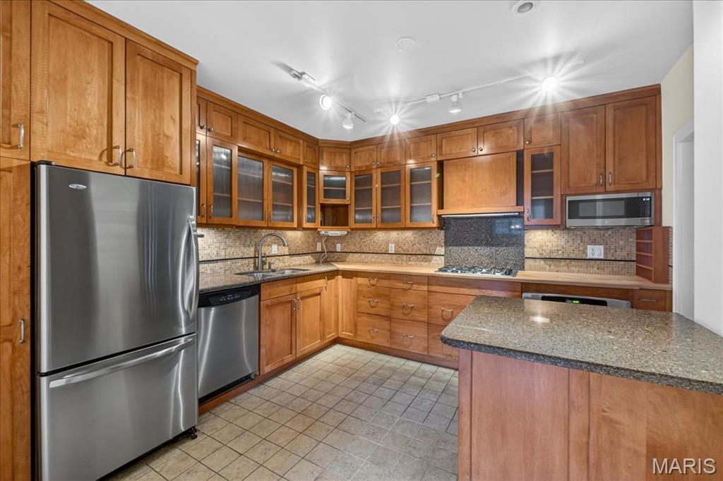 Lindell Add 02 - Residential