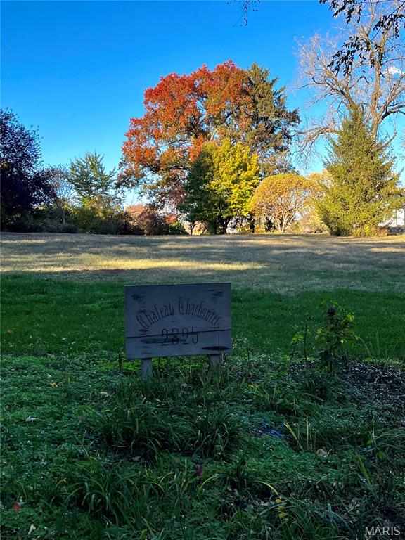 2825 Charbonier Road