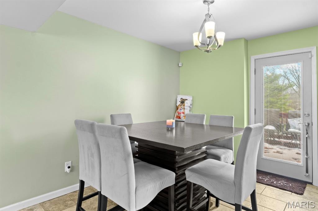 Florissant, Missouri 63031, United States, 4 Bedrooms Bedrooms, ,3 BathroomsBathrooms,Residential,Active,251255