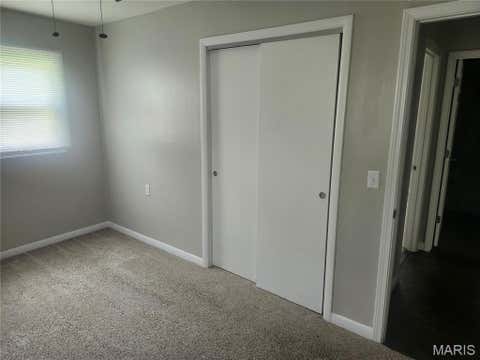 Tiny photo for 106 S Pearl Street, Bowling Green, MO 63334 (MLS # 26039217)