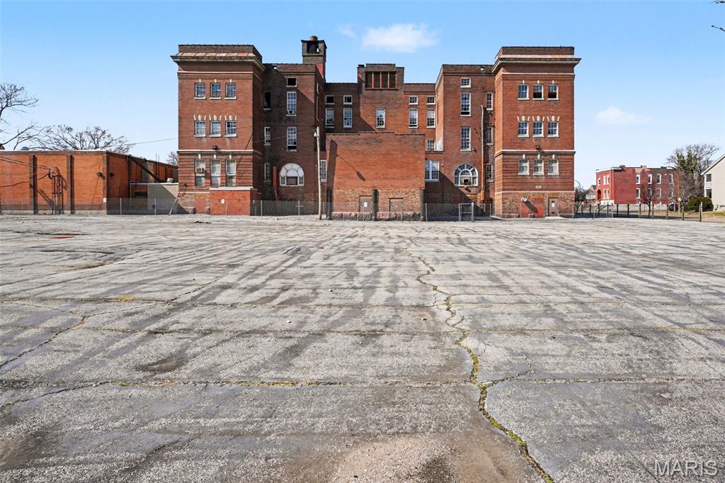 Chambers Jane - Commercial Sale