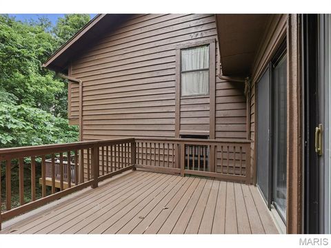 Tiny photo for 2008 Meadowtree Lane, Kirkwood, MO 63122 (MLS # 26033787)