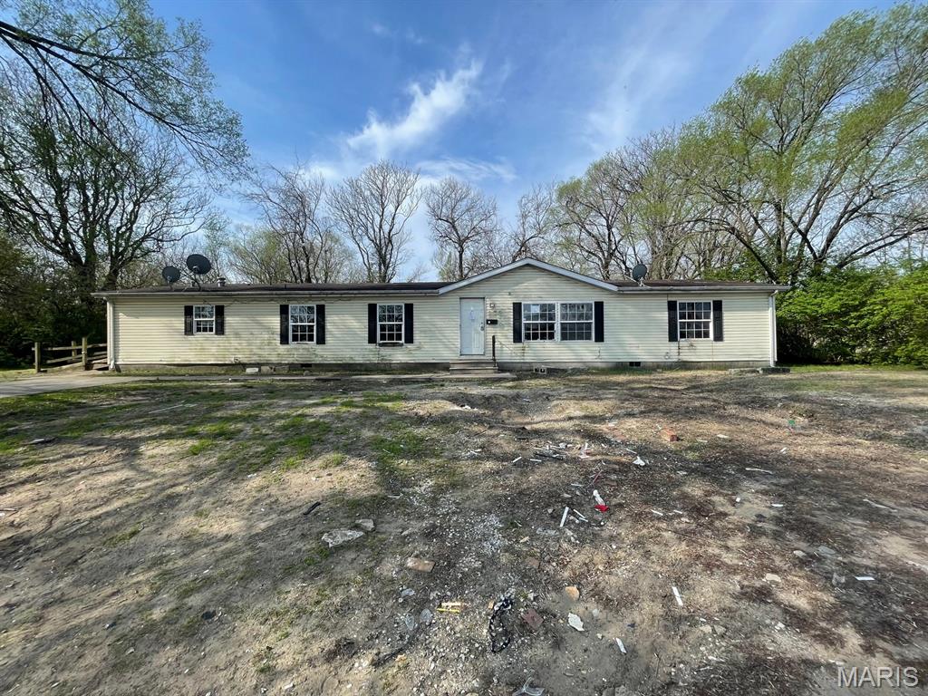 Photo 1 of 24 — 1918 Boismenue Avenue, East St Louis, IL 62207