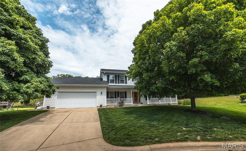 Photo of 129 Sangre de Cristo, Sullivan, MO 63080 (MLS # 26028242)